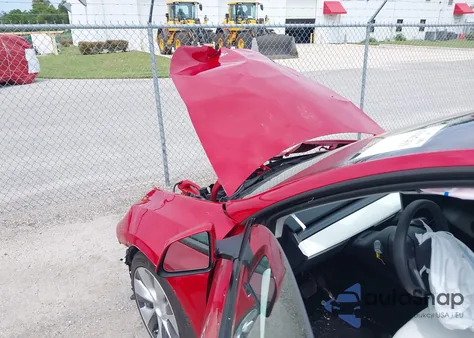 2023 Tesla Model Y Awd/Long Range Dual Motor All-Wheel Drive z USA, uszkodzony, nr VIN 7SAYGAEE6PF777290